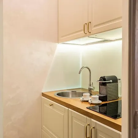 Frattina Elegance Apartment *
