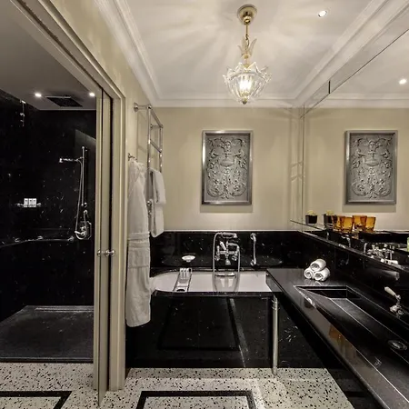 The St. Regis 5* Rome