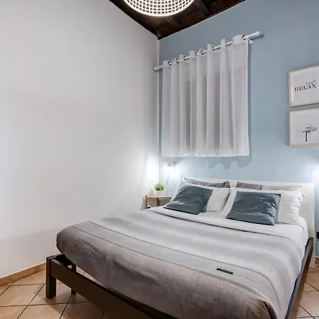 Apartament Coliseum *