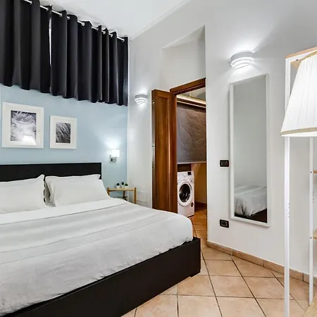 Apartament Coliseum