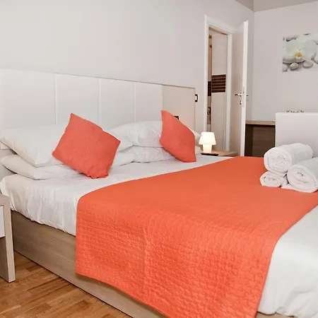 Spanish Steps House Vittoria Apartment