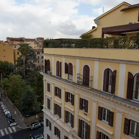 Hotel Lh Andreotti