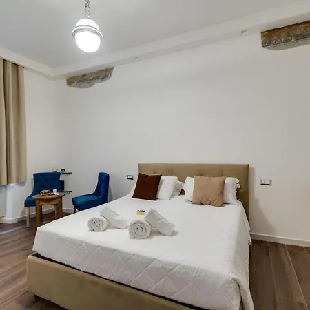 Clavdia Flat Monti Rom