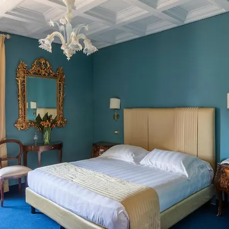 Hotel Scalinata Di Spagna 3*