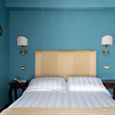 Hotel Scalinata Di Spagna Řím