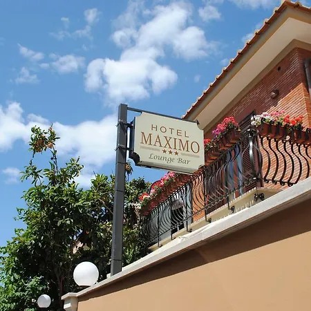 Maximo Hotel 3*