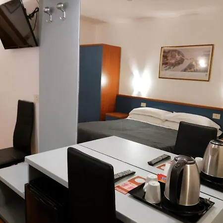 Julia Otel 3*
