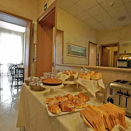 Hotel Embassy