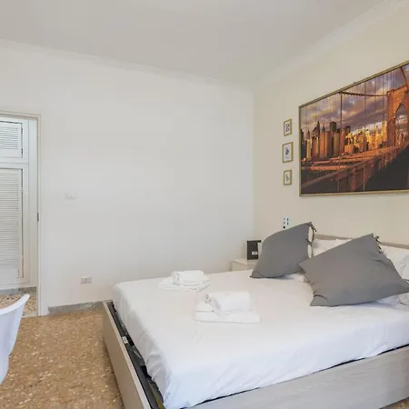 Cinecitta Gem Flat With Veranda