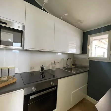 Apartament Ultra Stylish Modern Attic
