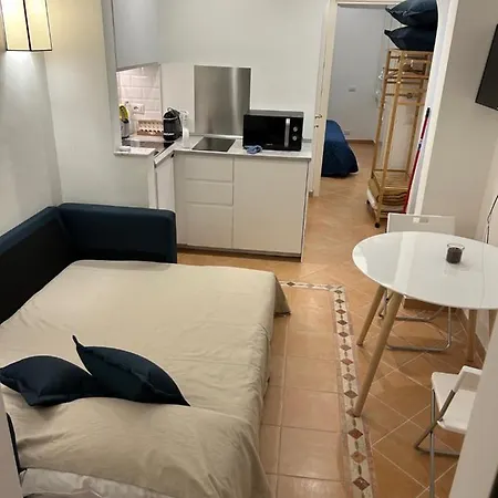 Apartment Elle Cavour Rome