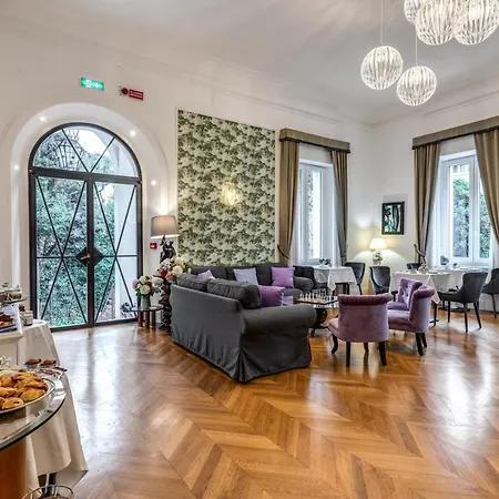 Mangili Garden Ξενοδοχείο 3*
