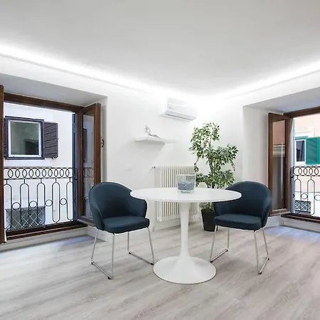 My Piazza Navona Jacuzzi -topcollection Apartment *