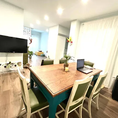 Casa Bas Apartment *