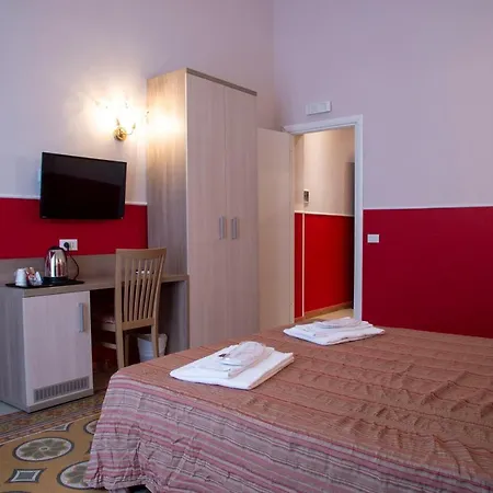 Domus Napoleone Guest house 3*