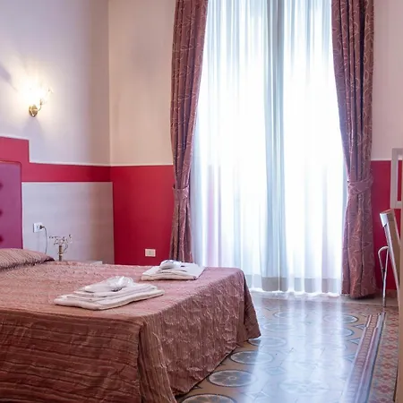 Domus Napoleone 3* Rome