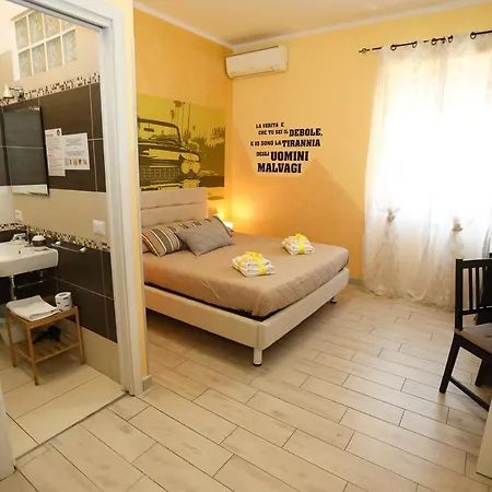 Movie Guest house *