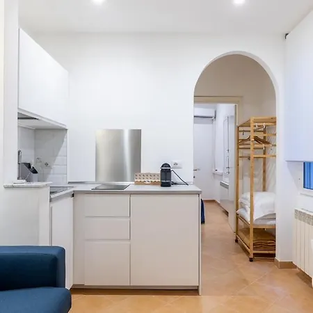 Elle Cavour Apartment Rome