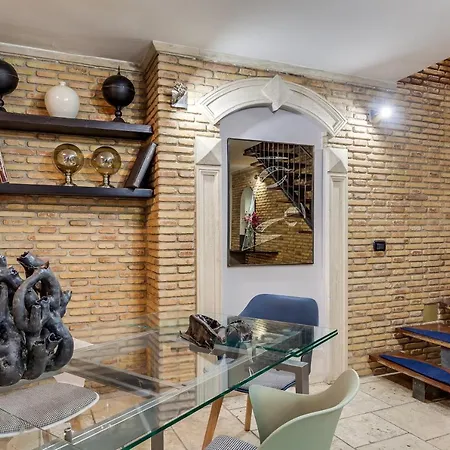Oliviero - Piazza Navona Apartment
