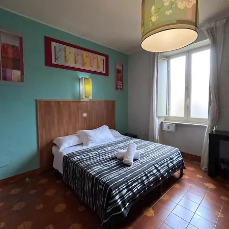 Roma Room Hotel 3*
