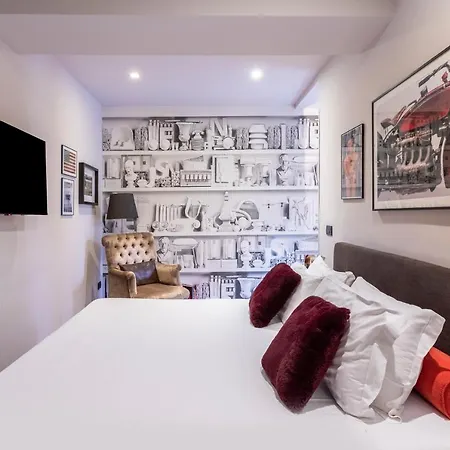 Downtown Boutique House - Ca Domus Collection Pensionat