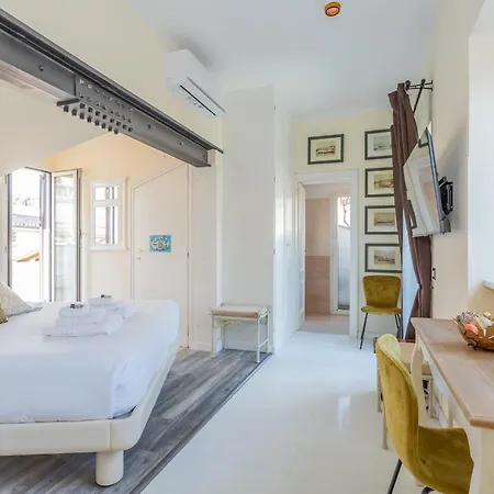The B Rooftop Apartamento