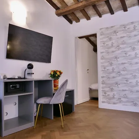 Pensionat Helmirage Trevi Rom