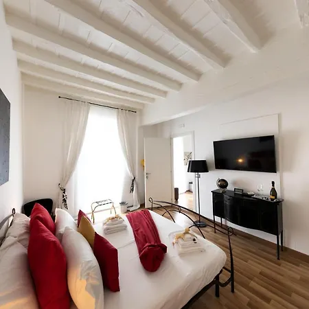 Barcaccia Luxury Rome
