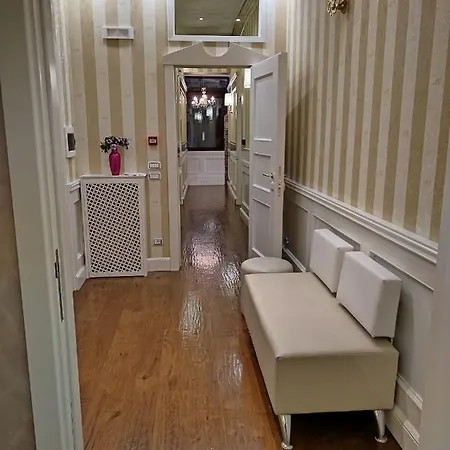 Pensjonat Piazza Venezia Luxury