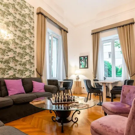 Ξενοδοχείο Mangili Garden 3*