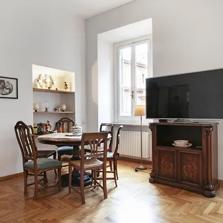 Apartment Trevi Fountain *