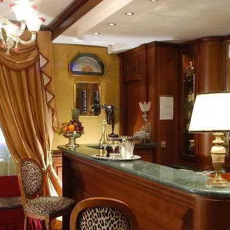 Hotel Lh Andreotti