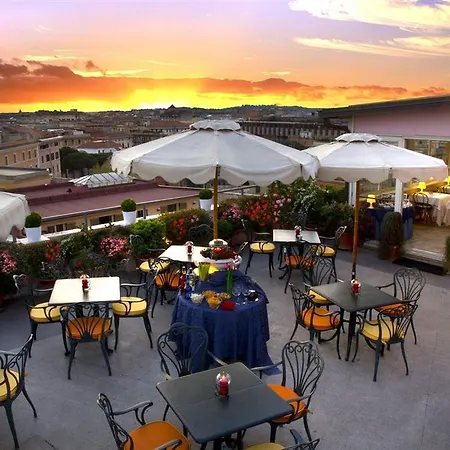 Marcella Royal - Rooftop Garden Hotel