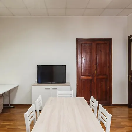 Borgognoni Apartment *