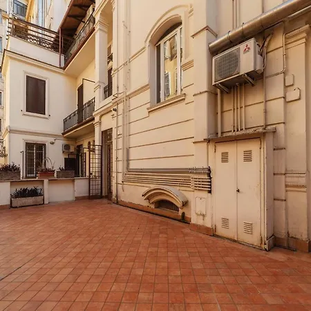 Apartment Borgognoni