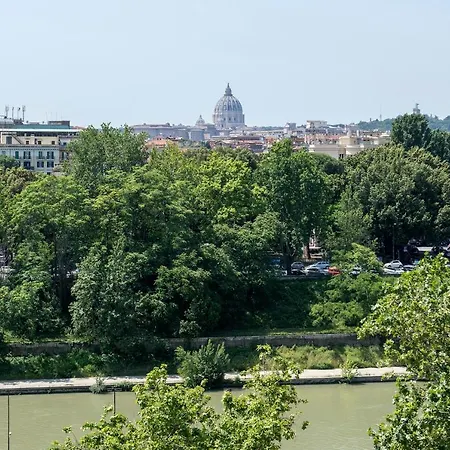 Elegant Floor - Unique View Of Rome's Skyline Tibernestrome *