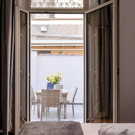 Art House Centro Storico Luxury