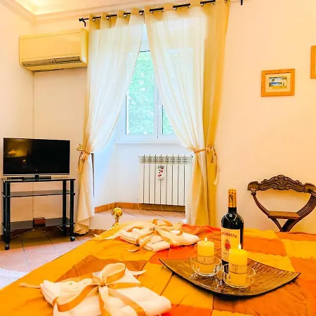 Giardino Degli Aranci Lulus Apartment
