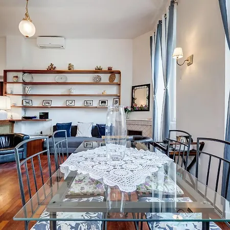 Apartment Saint Peter Elegance Domus