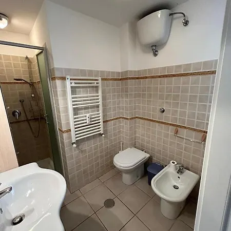 Piazza Bologna - Intero Apartament Rzym