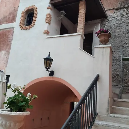Casale Santa Maria Di San Vittorino Lägenhet *