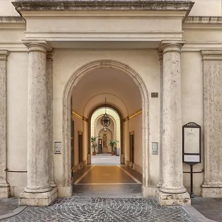 Fontanella Borghese 4* Roma