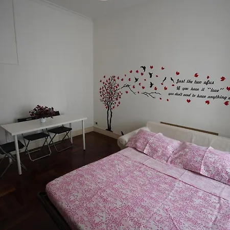 Apartment House Naiadis