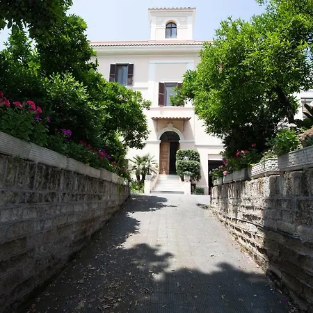 Domus Cordara - Splendido Nel Appartamento Roma