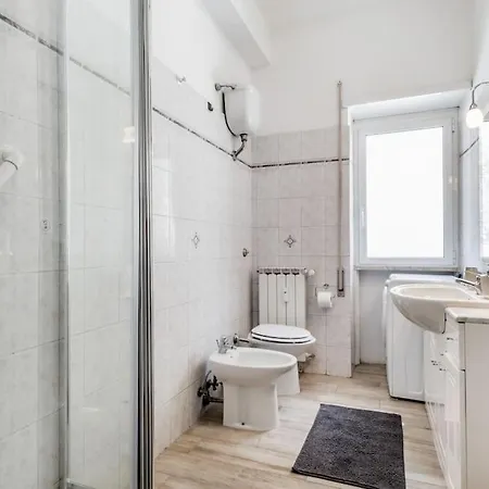 Tiburtina White House Appartamento