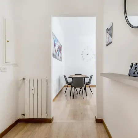 Tiburtina White House Roma