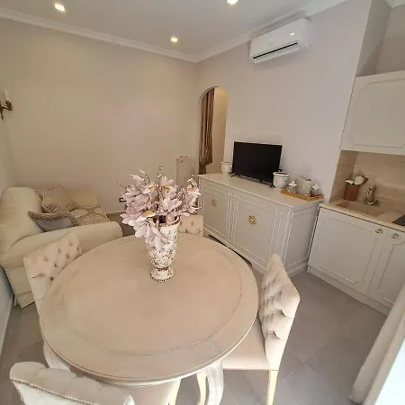 Della Vite 27 Appartement *