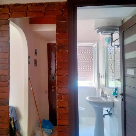 R&d Golden House Apartment