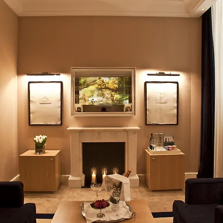 The First Arte - Preferred & Hotel Roma