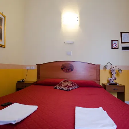 Cherubini Hotel 2*